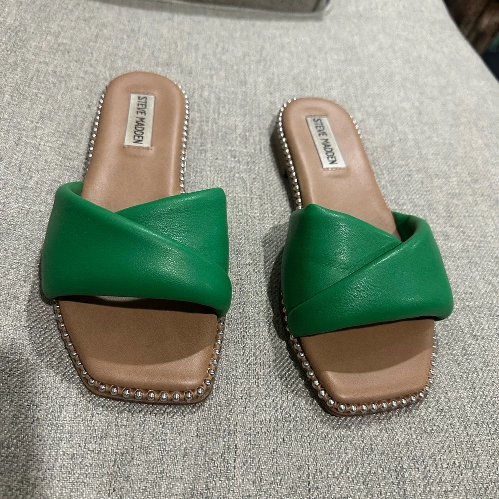 Steve Madden Green and Brown Espadrille Sandals - Picture 2 of 2